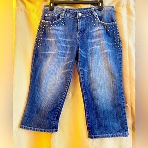 Size10 Petite. Polyester. Spandex.